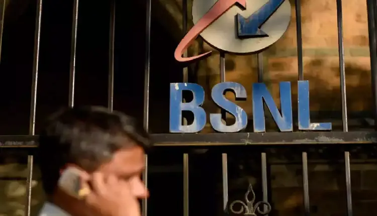 BSNL | bsnl customers get notice sim will closed in next 24 hours kyc suspended by trai here you know this viral message reality