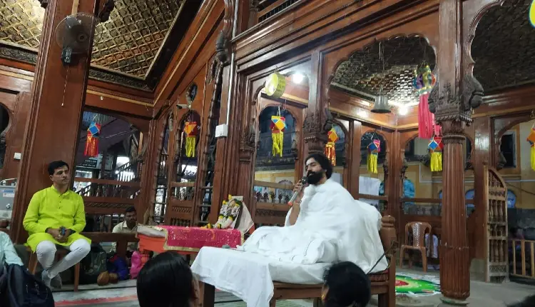 Pune News | Hanuman Chalisa Pathan in the presence of Swami Brahma Chaitanya, Art of Living initiative
