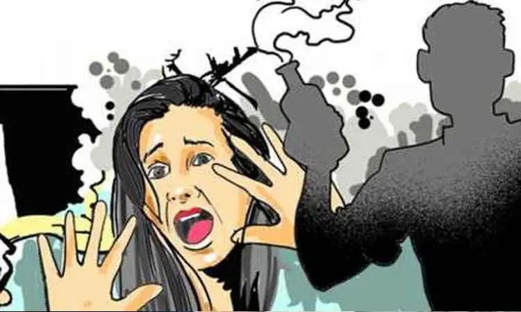 Pune Crime | Accused Gajaad, 42, chased minor girl and threatened to throw acid; Incidents in Yerawada area
