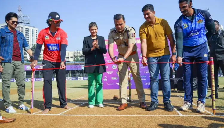 Punit Balan Celebrity League | Second 'Punit Balan Celebrity League' Cricket Tournament! Torna Lions, Sinhagad Strikers teams celebrated the opening day
