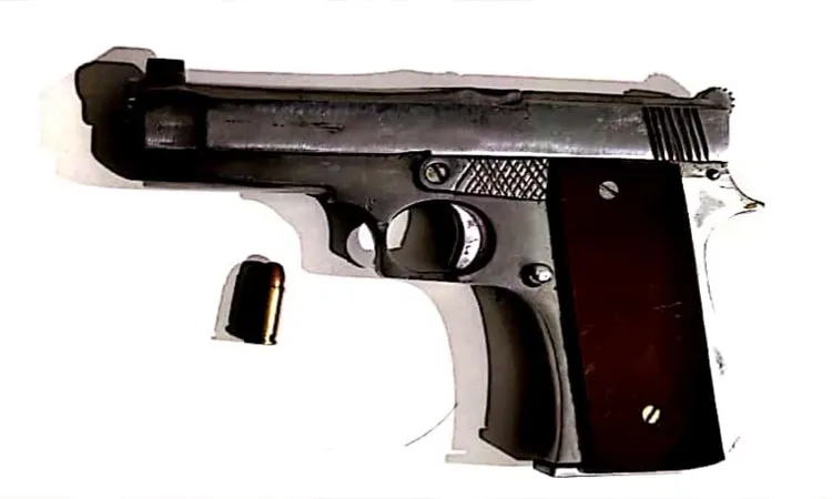 Pune Pimpri Chinchwad Crime News | Pimpri: Three pistol holders arrested by crime branch, 3 pistols 5 cartridges seized