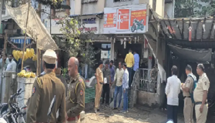 Pune Crime News | One shot by Santosh Pawar, a builder under police protection; Incident on Suncity Road in Sinhagad Road area