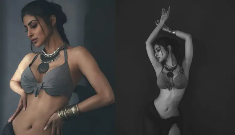 Mouni Roy | mouni roy sets internet on fire with sultry photos in grey bralette see photos