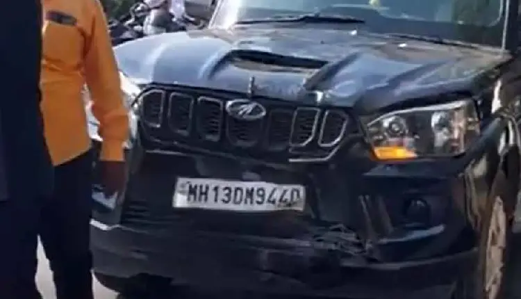 Solapur Crime News | balasaheb shivsena mla shahajibapu patil convoy met with an accident