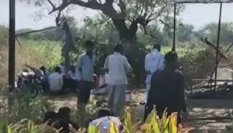 Buldhana Crime News | buldhana a 34 years old farmer died to electric shock