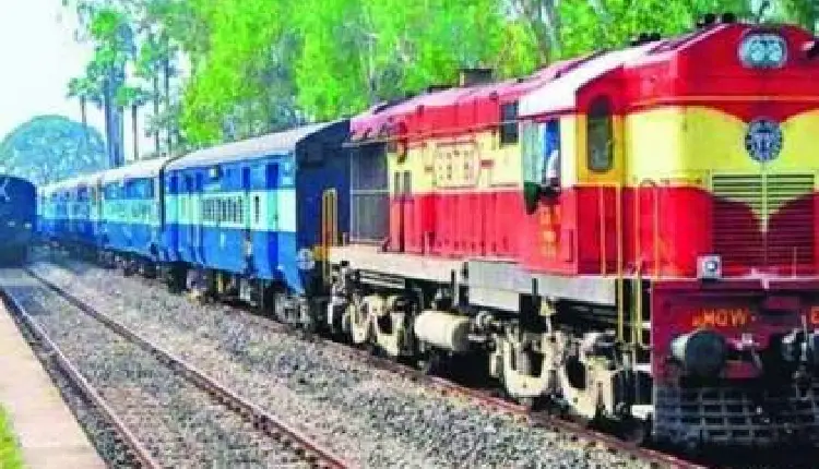 Khamgaon Jalna Railway Line Project | Minister Dadaji Bhuse will hold a meeting with local people's representatives regarding the Khamgaon Jalna railway line project