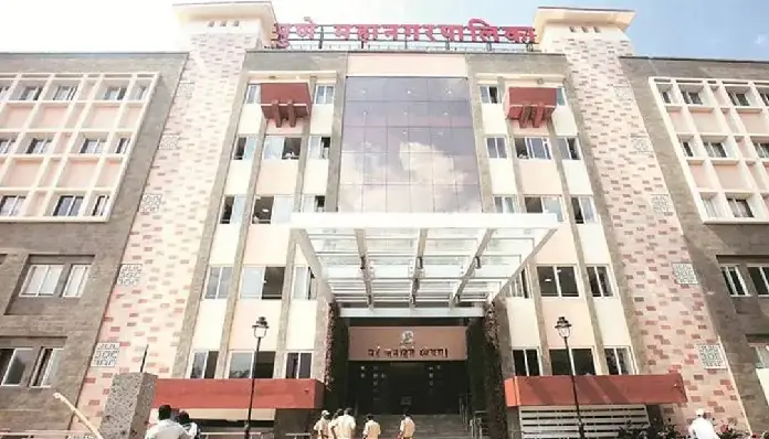 Pune PMC News | The state government's blow to the municipal corporation! Order to levy honarding license fee for next year as old i.e. 111 rupees at door only