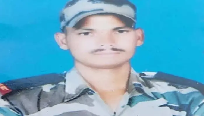 Jalna Crime News | indian army jawan rahul dhage died in railway accident while returing to home to see his new born baby in hingoli maharashtra