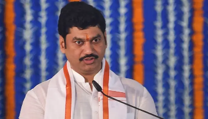 Dhananjay Munde | agricultural minister dhananjay munde said farmers will get minimum 1000 rupees as crop insurance