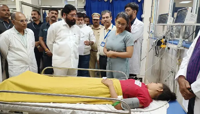 Old Mumbai Pune Highway Accident News | The Chief Minister consoled the injured in the private bus accident on the old Mumbai-Pune highway