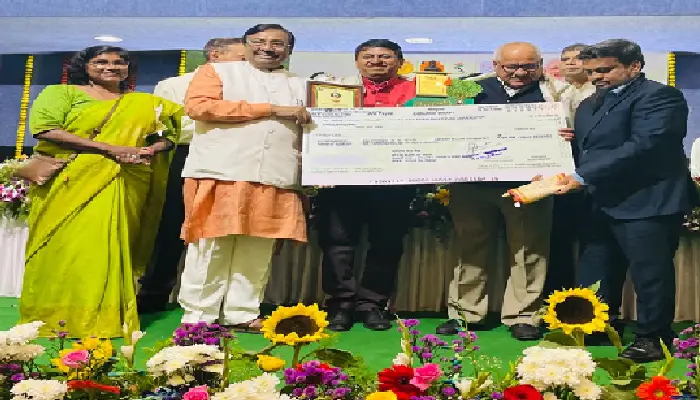 SPPU News | Chhatrapati Shivaji Maharaj Vanashree Award to Department of Botany, Savitribai Phule Pune University