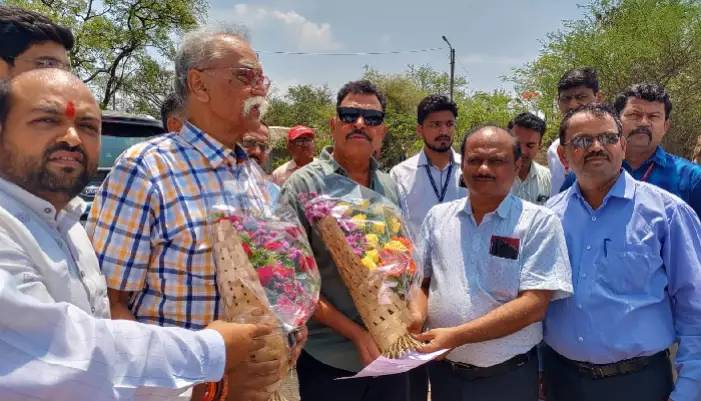 Pune River Rejuvenation Project | Need to increase coordination between environment loving citizens and administration for development and environmental protection! Tree-loving actor Sayaji Shinde said - 'Congratulations to the Municipal Corporation for replanting trees'
