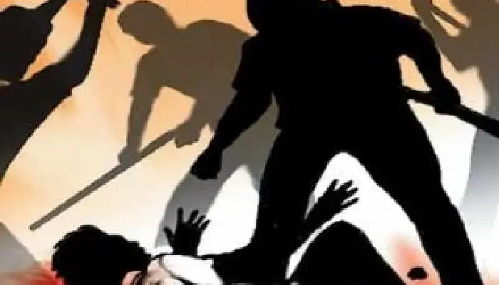 Pune Mundhwa Crime | Pune: 'Has it become an elder brother, playing your game', youth beaten with a shovel