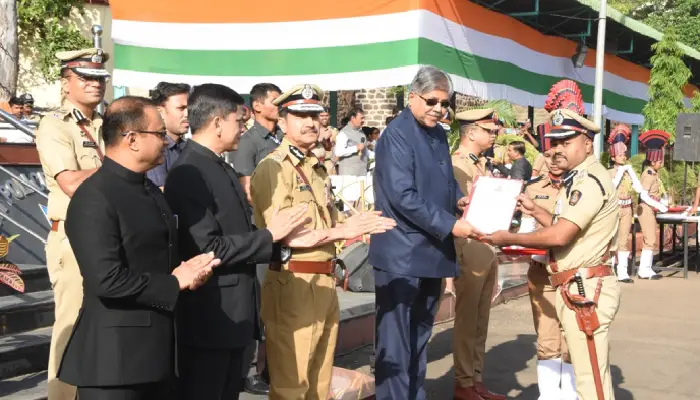 Maharashtra Din In Pune | National flag hoisting by guardian minister Chandrakant Patil on the occasion of Maharashtra Day; Honoring the award winners