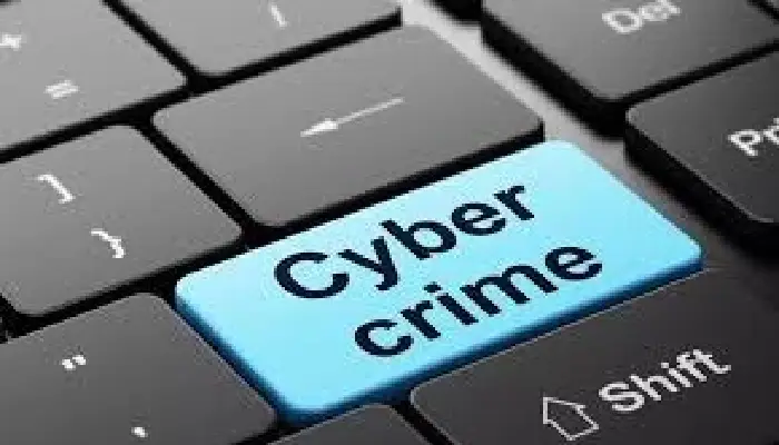 Pune Cyber ​​Police Crime News | 2 crore extortionist arrested from Delhi on the pretext of insurance policy