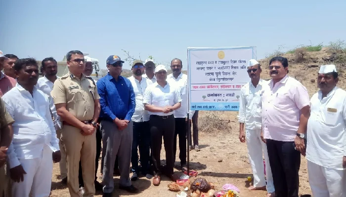 Galmukt Dharan Galyukt Shivar Yojana Maharashtra | 11 works in 8 talukas started in one day under silt-free dam and silt-free Shivar campaign