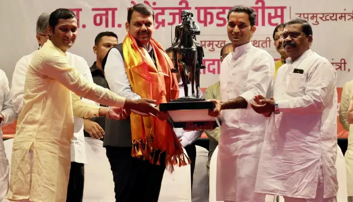 Pune BJP News | India's Development Festival in the last nine years! Activists should go door to door to convey the development work of PM Modi to the masses; Devendra Fadnavis' appeal, BJP's Ghar Chalo Sampark campaign launched in Pune