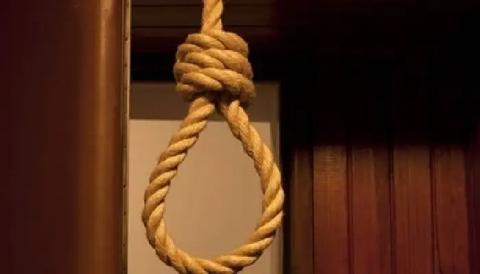 Pune Crime News | Youth commits suicide by hanging due to non-payment of dues; A case has been filed against parents, brother