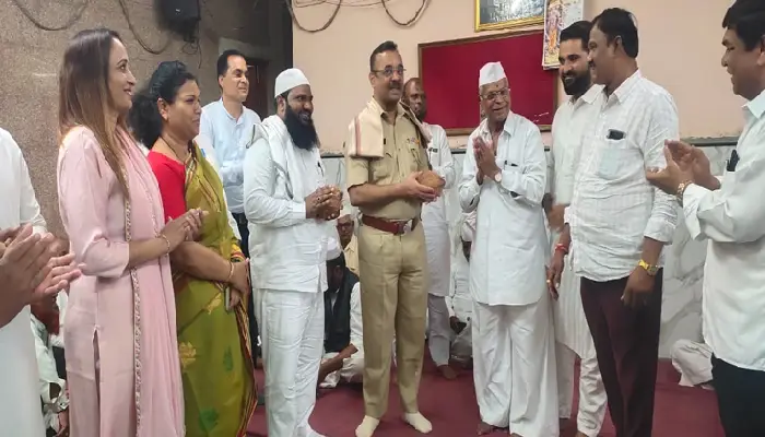  Kondhwa Police Station | A joint meeting of Muslim and Hindu brothers in Kondhwa to create a message of peace and a sense of unity