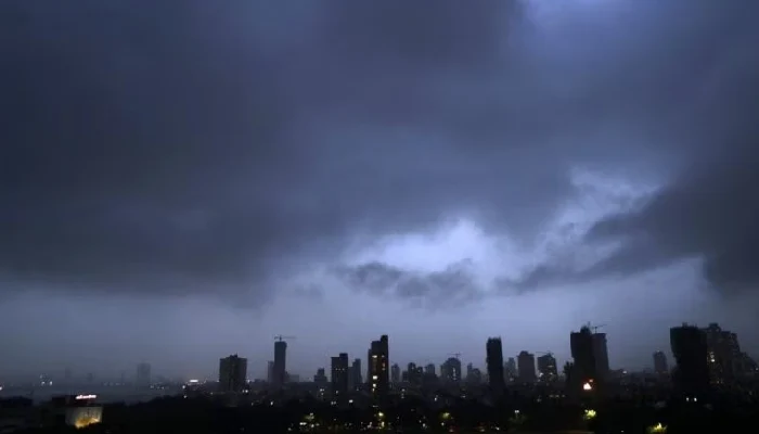 Maharashtra Rain Update | imd predicts thunderstorm light rainfall in parts of maharashtra