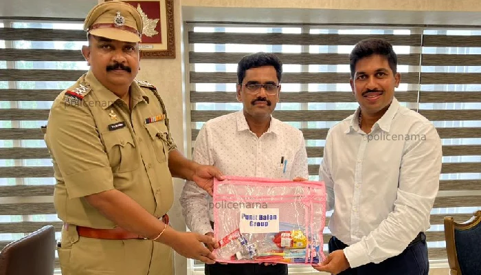 Punit Balan Group - Pune Rural Police | Distribution of 3000 kits of essential items to Pune Rural Police from Punit Balan Group