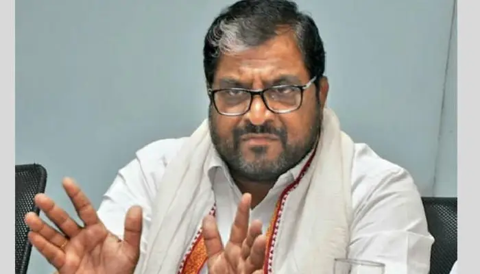Raju Shetti | farmers leader raju shetti criticism on central govt for sugarcane frp swabhimani shetkari sanghatana