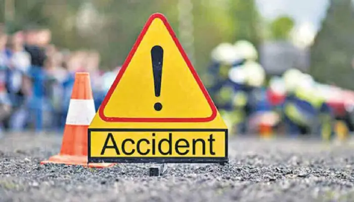 Pune Pimpri Chinchwad Crime News | Speeding rickshaw overturns, front passenger dies; Incident at Pimple Gurav