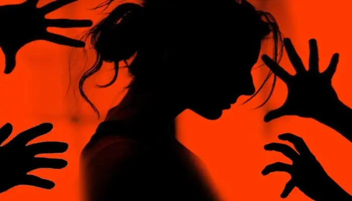 Pune Crime News | Mundhwa Police Station - Attempted gang rape of minor girl; The girl's daring attempt failed