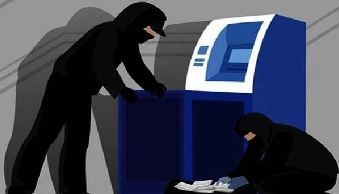 Pune Crime News | Thieves looted 13 lakh 34 thousand by breaking the ATM in Fadke Houd Chowk in Raviwar peth