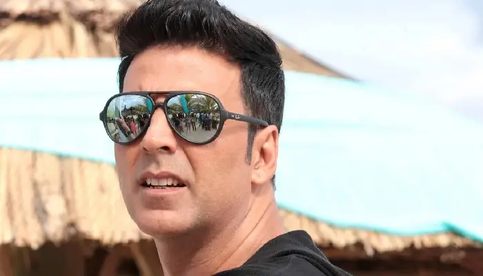 Akshay Kumar | entertainment akshay kumar commenting on god says why people wasting milk and oil on god old video viral