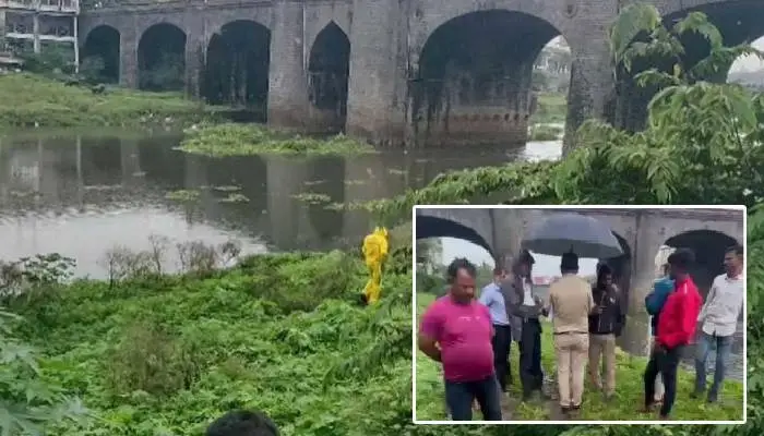 Pune Crime News | body of an unknown male was found under mutha river in shivajinagar area