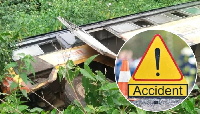 Pune Accident News | bhimashankar to kalyan bus accident at girvali