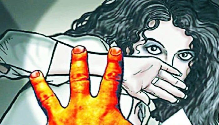 Pune Crime News | Murderous attack on 37-year-old woman due to one sided love in Pune! Incident at Burning Ghat Road Koregaon Park area