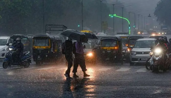 Maharashtra Rain Update | rain in some part of maharashtra monsoon yellow alert for rain in vidarbha today