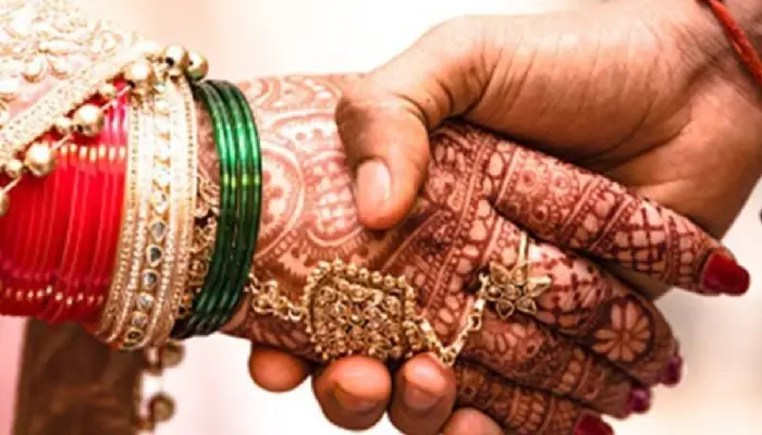 Pune Crime News | Fraud of lakhs of rupees on different pretexts by pretending marriage
