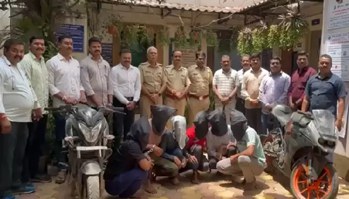 Pune Crime News | Jalgaon chain snatching gang in Pune city arrested by mountain police, 7 lakhs seized