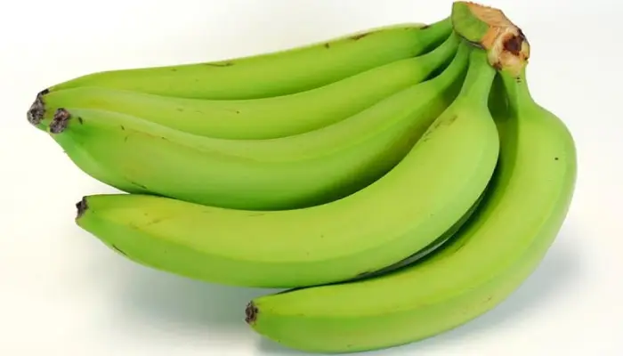 Raw Banana | benefits of eating raw banana very effective in 5 diseases control diabetes improve digestion keeps heart healthy