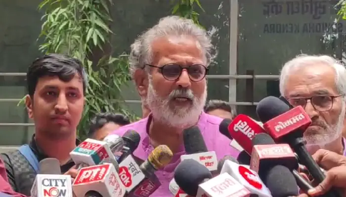Tushar Gandhi | file a case against sambhaji bhide for making a controversial statement tushar gandhi complaint to the deccan police