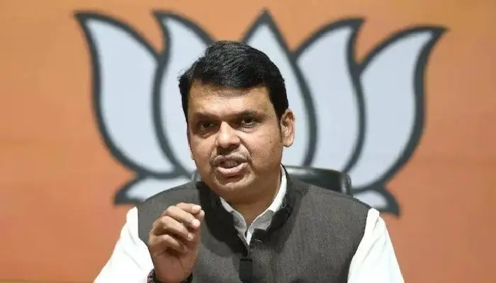 Maharashtra Political News | minister sudhir mungantiwar congress leader devendra fadnavis bjp