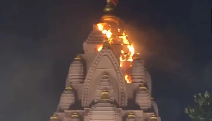Sane Guruji Tarun Mitra Mandal Catches Fire In Pune