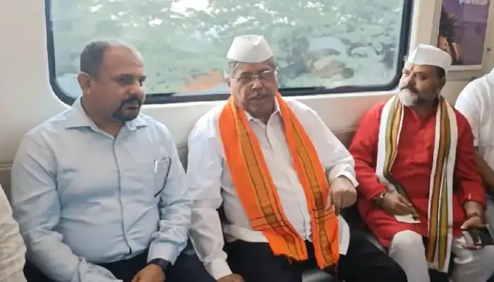 Pune Metro - Chandrakant Patil | Salute to the unprecedented response of the people of Pune to Metro during Ganpati immersion! On Anant Chaturdashi, more than one and a half lakh Pune residents travel by metro