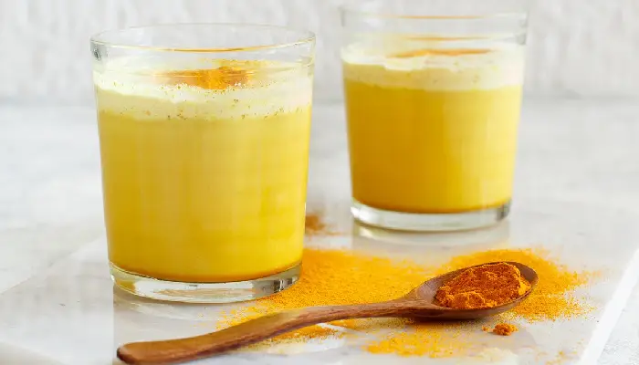 Side Effects Of Turmeric Milk | unique story side effects of turmeric milk these 5 people should never drink