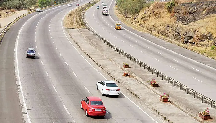 Mumbai Pune Expressway