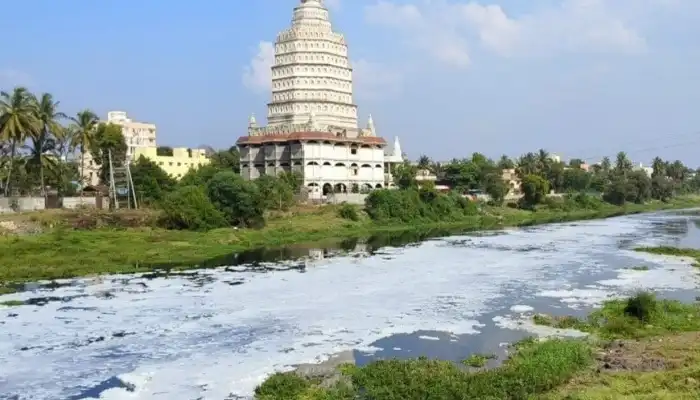 Indrayani River Alandi | indrayani foamed on kartiki varis face devotees will be inconvenienced marathi news