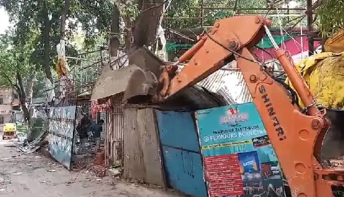 Pune PMC Anti-Encroachment Drive | action resurfaces on ferguson road seven thousand square feet construction land marathi pmc news