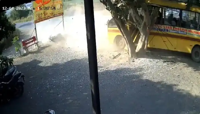 Pune Crime News | pune school bus rams on tree accident recorded in cctv watch video