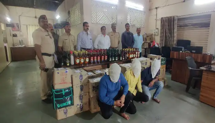 Pune Pimpri Chinchwad Crime News | Stock of foreign liquor seized in Pune by 'State Excise' on the eve of New Year