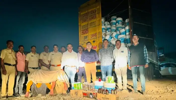 Pune Pimpri Chinchwad Crime News | Liquor worth one crore seized in Goa on New Year's midnight; Excise duty action on Bangalore-Mumbai bypass route