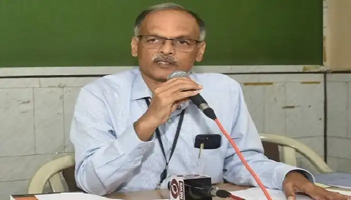 Pune News | Voting facility will be provided to senior citizens through 'voting from home' initiative - Chief Electoral Officer Shrikant Deshpande (Video)