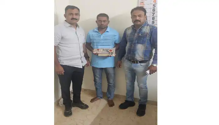 Pune Crime Branch News | Accused who absconded after coming on parole leave arrested with pistol by pune crime branch